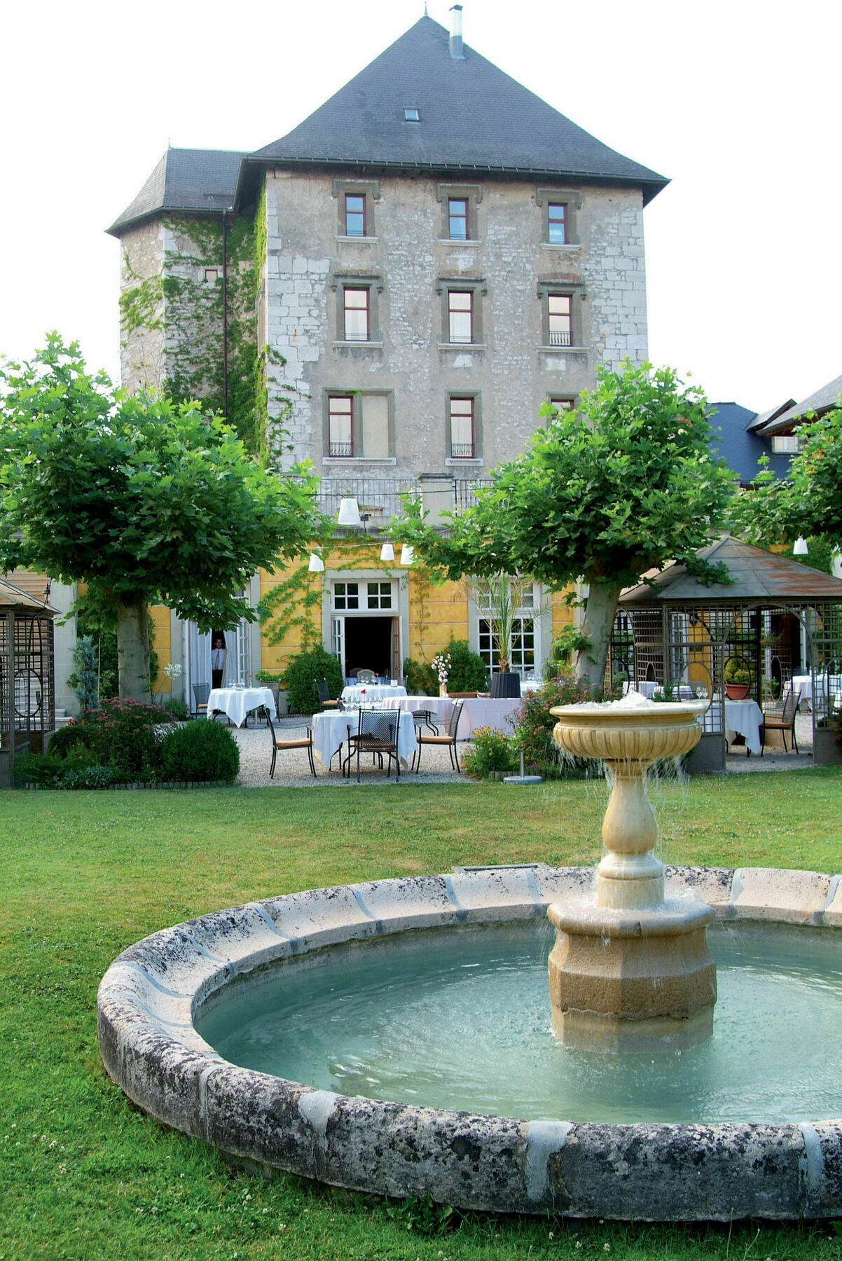 Hotel Chateau De Candie Chambéry Exterior foto